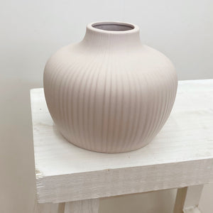 KARINA VASE